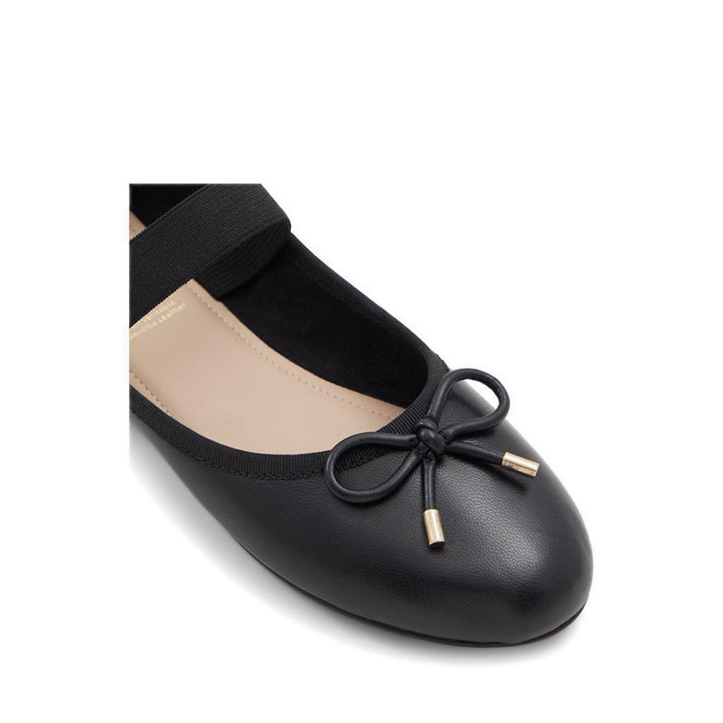 YUJI BALLERINAS & MARY JANES - BLACK
