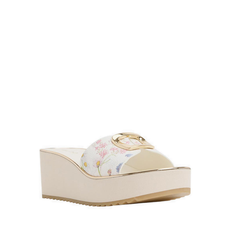 Menhaden Beach Sandals - Multi