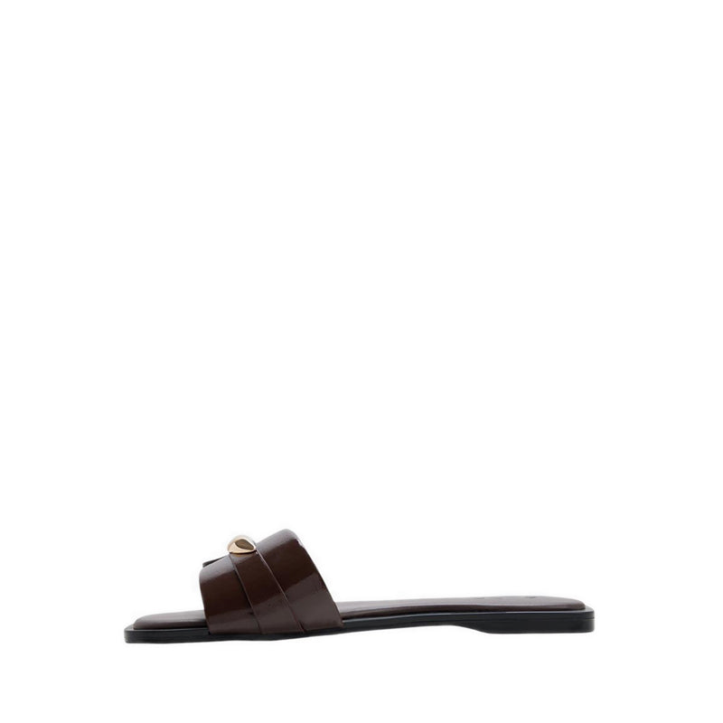 BRIELA FLAT SANDALS - DARK BROWN