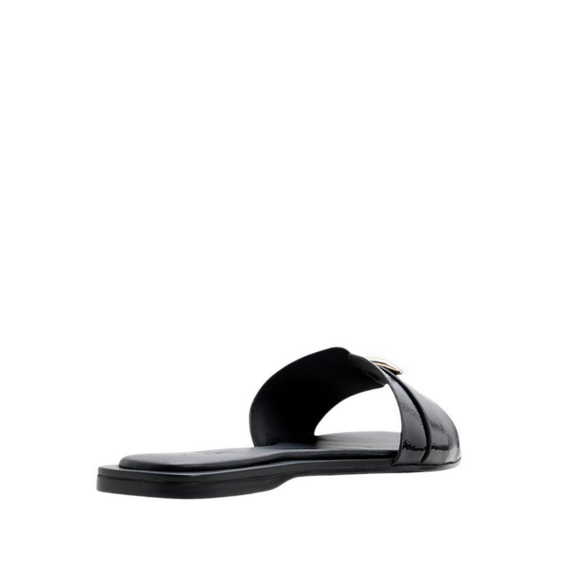 BRIELA FLAT SANDALS - BLACK