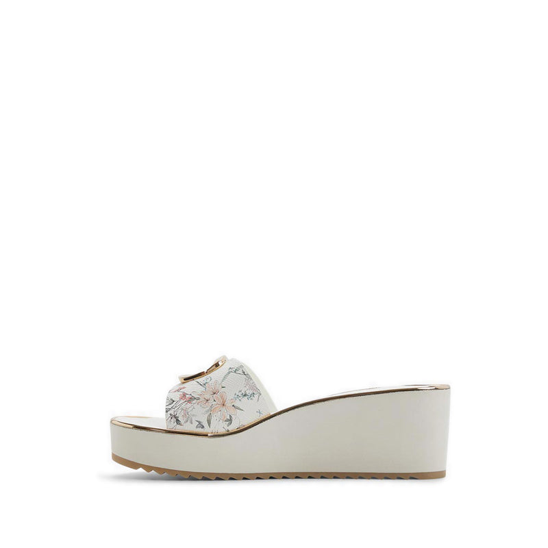 MENHADEN BEACH SANDALS - WHITE MULTI