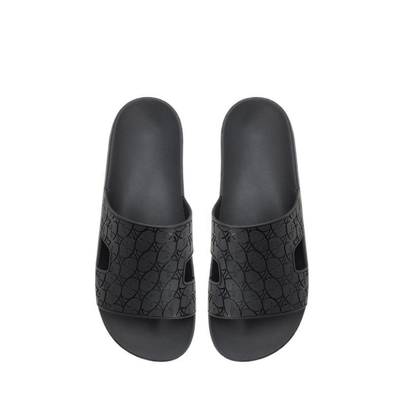 OSKAR FLAT SANDALS - BLACK