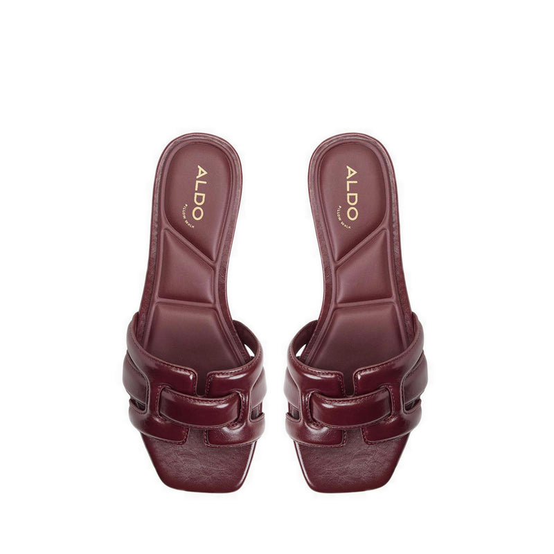 ELENARIA FLAT SANDALS - DARK RED